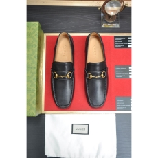 Gucci Leather Shoes